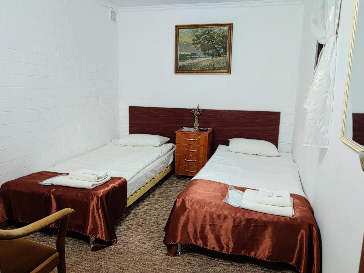 Chaplin Hotel Lviv Exterior photo